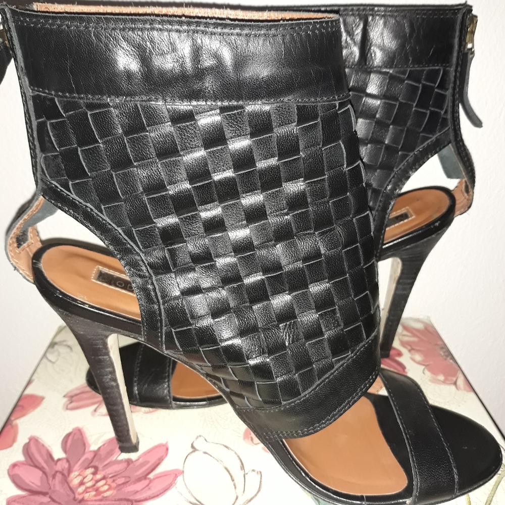 Modern Vintage heels